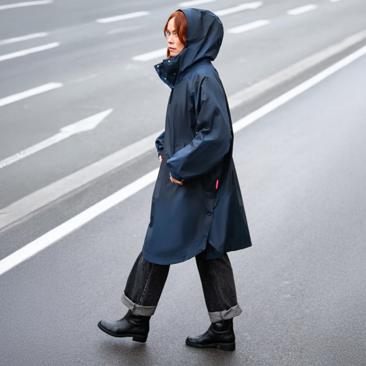Reisenthel mini maxi raincoat dark blue – AW4059 (2)